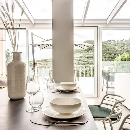 Apartment La Panoramica By Feeling Italy *
