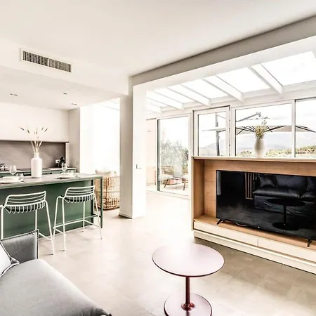 Apartment La Panoramica By Feeling Italy